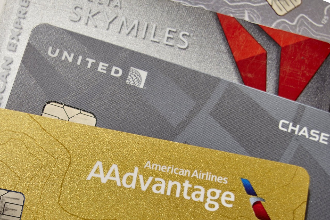 co-branded-airline-credit-cards-moore-with-miles